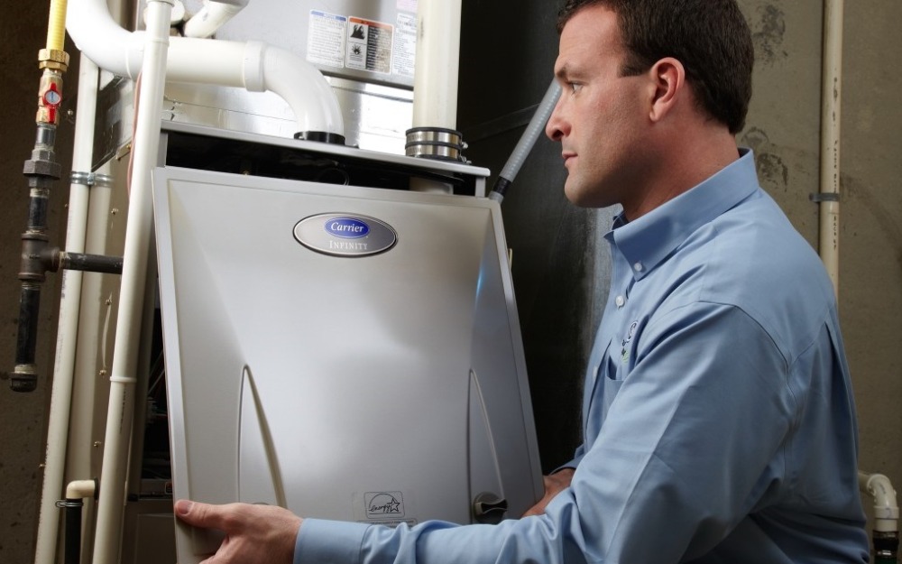 carrier tech installing a carrier furnace